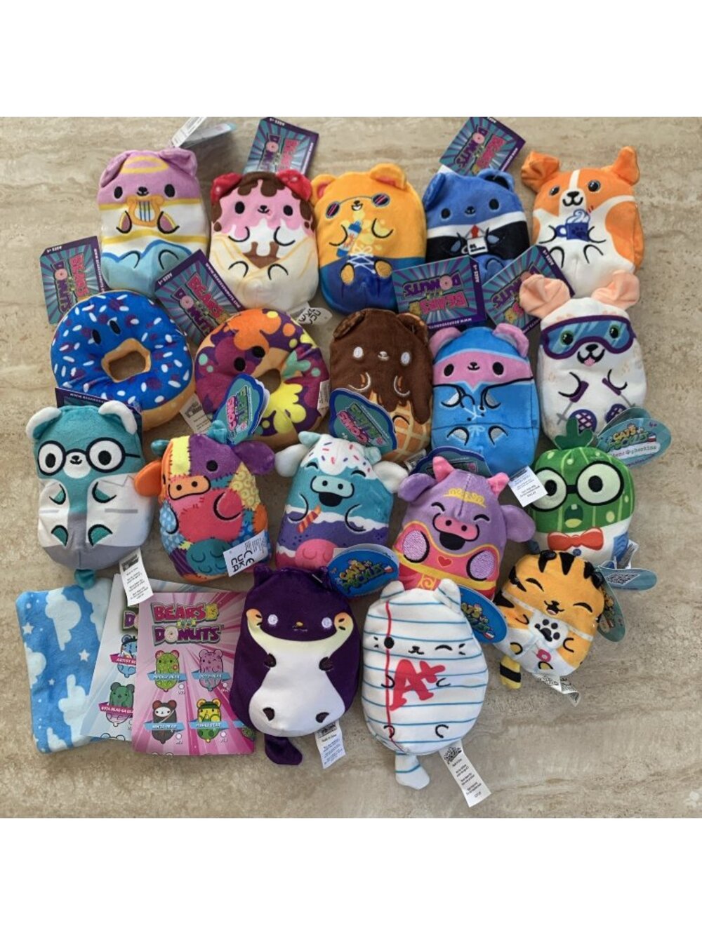 Lot 17 Bears vs Donuts Cows vs Aliens Cats vs Pickles Dogs Vs Squirrels Most NWT